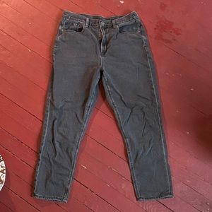 American Eagle mom jeans short